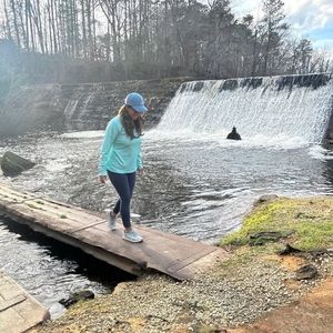 Meet your Posher, Alba